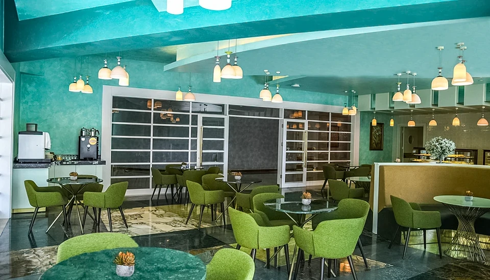 هتل رویال وینگز لارا آنتالیا